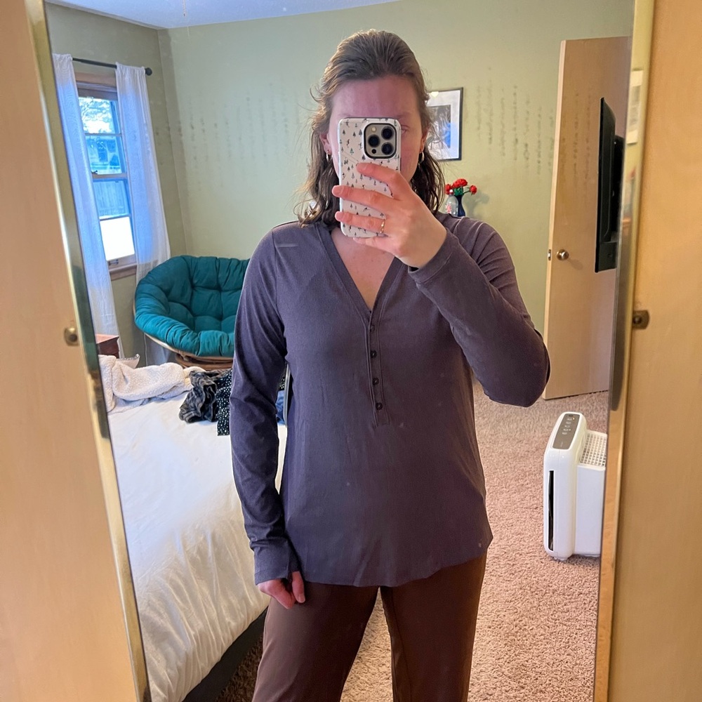 Athleta Uptempo Ribbed Henley Top in Dark Purple